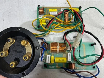 Placa Tannoy Sensys DC-1 DCC HF DC-1 DCC LF y panel de terminales trasero Foto 1 de 4