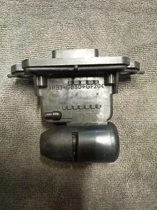 98-2000 Lexus SC400 Mass Air Flow Meter Sensor OEM Denso 22204-20010 - Picture 1 of 5