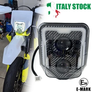 E24 Faro LED Per Husqvarna 701 Enduro FE 250 FE 350 FE 450 FE 501 TE 250i TE300i - Imagen 1 de 13