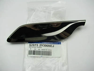 New OEM Wheel Cap Chrome Trim For 13-15 Hyundai Veloster 529732V300NEJ - Image 1 of 4