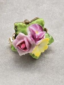 Vintage 40er Jahre Mini Floral Keramik Hut Anstecknadel goldfarben bunt Keramik - Bild 1 von 4
