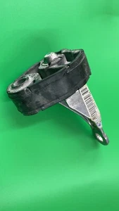 0EM Exhaust Hanger Bracket Rear Right For Audi Q5 Porsche Macan 8R0253144C - Picture 1 of 3