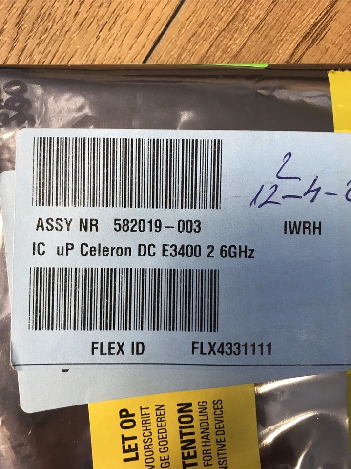 Intel Celeron E3400 2.6GHZ SLGTZ CPU Processor HP 582019-003 New Sealed - Image 1 of 2