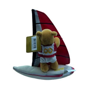 Disney Store - Team Australia Windsurfing Pooh Mini Bean Bag - Vintage - 10" - Picture 1 of 5