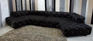 Klassische Designer Chesterfield Samt Couch mit Kristallsteinen Wohnlandschaft - Bild 1 von 10