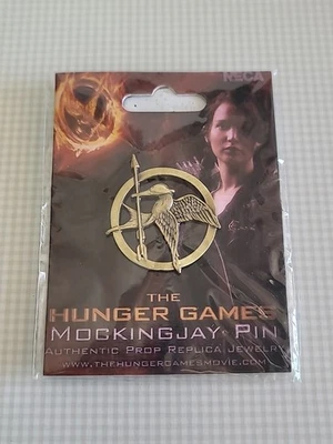 The Hunger Games Mockingjay Pin Authentic Prop Replica NECA Lions Gate 2012 NWT - Image 1 of 2