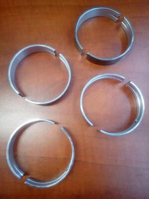 DNJ Engine Components Main Bearing MB132 - Image 1 of 2