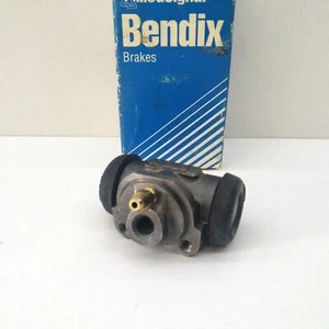 Rear Brake Cylinder Renault R4 - R5 - R6 Bendix for 7701349150 - Picture 1 of 6