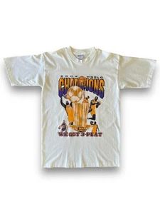 Vintage Y2K 2002 Los Angeles Lakers NBA Champs We Got 3 Peat T-Shirt Kobe Shaq - Bild 1 von 22