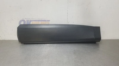 Jaguar F-Pace 19 2019 puerta trasera moldura texturizada conductor izquierdo Foto 1 de 4