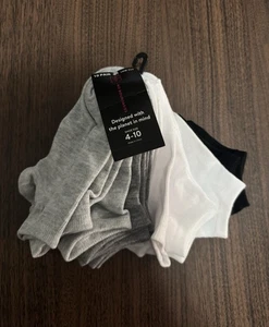 8 PAIR PACK NO BOUNDARIES WOMEN'S LOW CUT SOCKS SHOE SIZE 4-10 - Picture 1 of 5