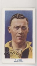 1939 R & J Hill Nyasa Famous Footballers Tobacco Tommy Wood #61