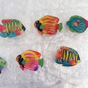 Vintage handbemalte bunte tropische Fische Knopf Abdeckungen 7er Set Strand Ozean - Bild 1 von 16