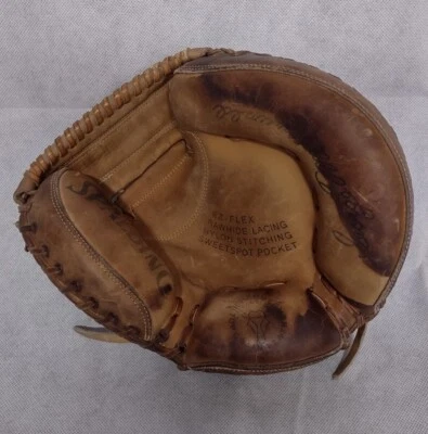 Spalding Catcher's Mitt George Mitterwald 42-7235 1970's - Image 1 of 4