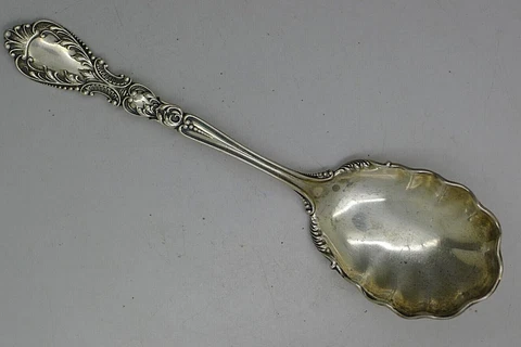R.BLACKINTON STERLING SILVER ART NOUVEAU ANTIQUE c.1900 SCALLOPED SERVING SPOON Cover