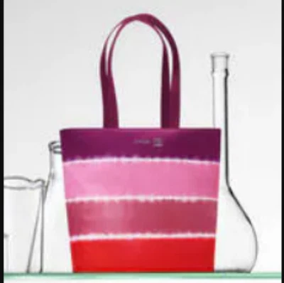Clinique x Jonathan Cohen Shopping Shoulder Travel Tote Large Red Bag - Image 1 of 4
