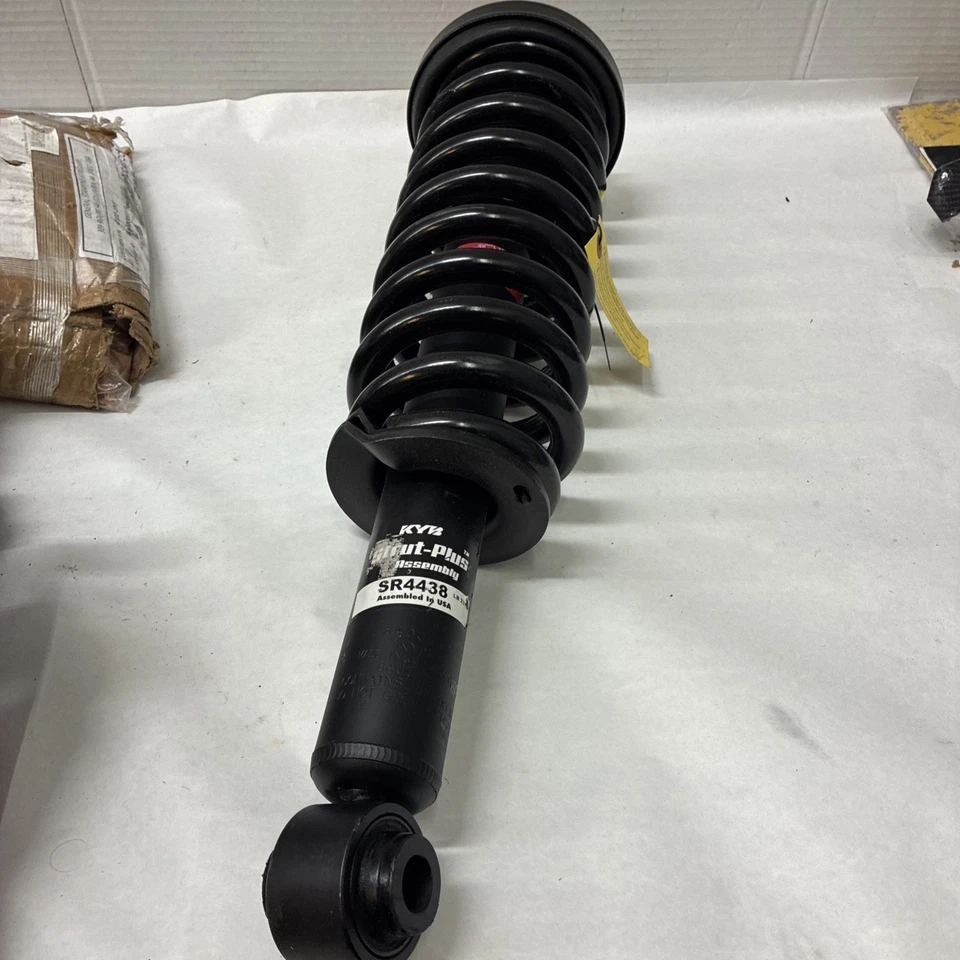 Conjunto completo de puntal delantero genuino KYB SR4438 para Ford Expedition 2007-2013 Foto 1 de 3