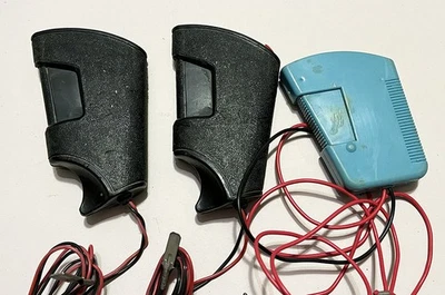 Lote de 3 Controladores de Velocidad Coche Ranura 1/32 STROMBECKER Vintage Negro y Turquesa Foto 1 de 3