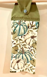 Kitchen Cotton Hangng Towel, new with green and tan pumpkins - Picture 1 of 5
