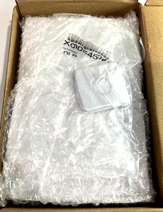 Delta X00065669 Polished Chrome 8.5" x 5.5" Shower Head 2.5 GPM - Picture 1 of 3