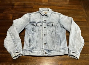 Distressed Vintage Levi's Trucker Jacket 71505-0214 Size 40L Blue Denim USA - Picture 1 of 13