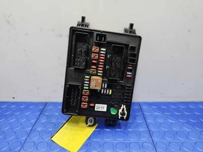 2014-2019 Cadillac CTS Body Wiring Harness Junction Block Genuine OEM 23134073 - Image 1 of 4