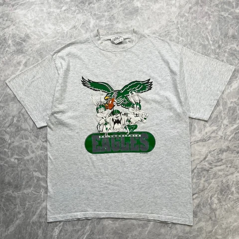 VTG 90s NFL PHILADELPHIA EAGLES LOONEY TUNES WARNER BROS 1993 T-SHIRT SIZE XL Cover
