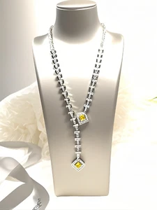 Collier en Zircon et Diamant Jaune en Forme de Goutte, Style Luxe Abordable - Foto 1 di 3
