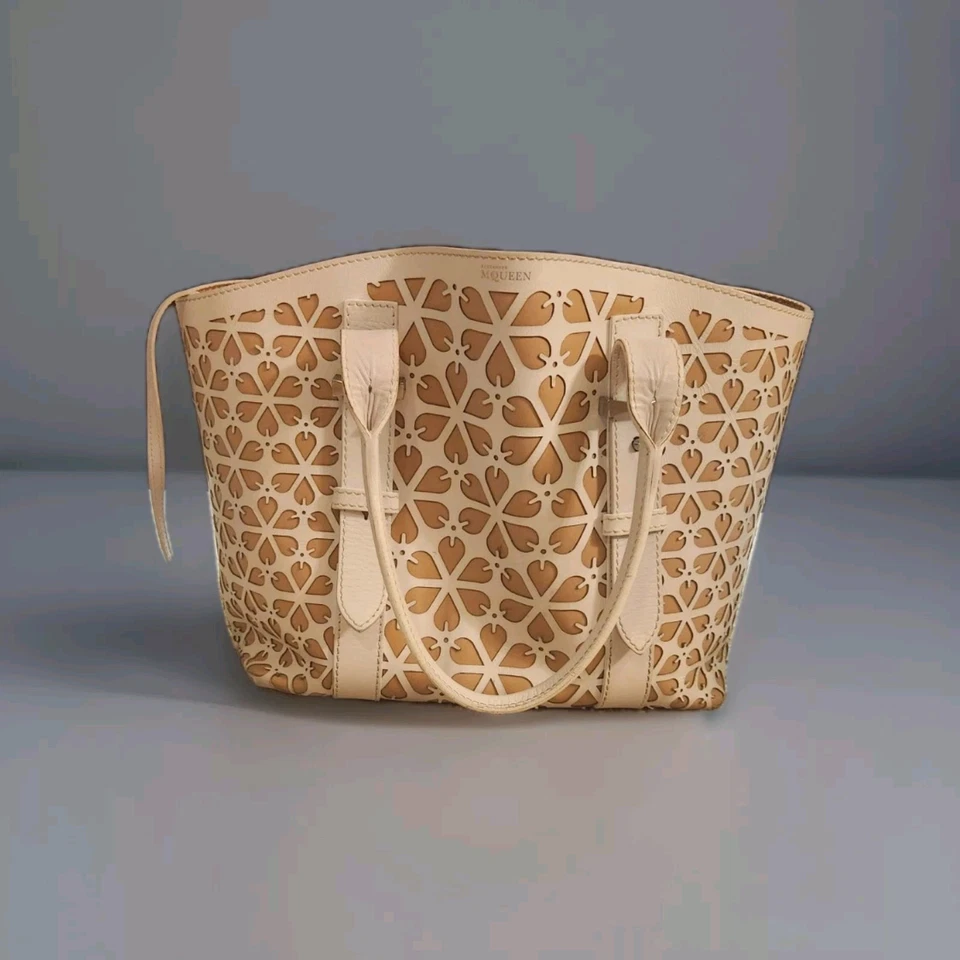 Bolso grande floral Alexander McQueen Foto 1 de 4