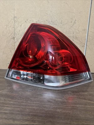 2006 2007 2008 2009 2010 2011 2012 CHEVROLET IMPALA пассажирский задний фонарь OEM - Изображение 1 из 4