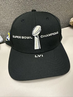 Oficial LA RAMS Super Bowl LVI Champions VICTORY PARADE Sombrero Ajustable Nueva Era Foto 1 de 4