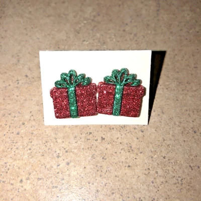 Caja de regalo de Navidad roja y verde brillantes aretes 1/2" x 5/8" hechos a mano nuevos Foto 1 de 4