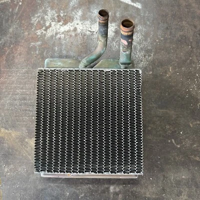 Núcleo calentador Chevrolet GMC K10 K20 K30 C10 C20 C30 73-91 con aire acondicionado de fábrica Foto 1 de 3