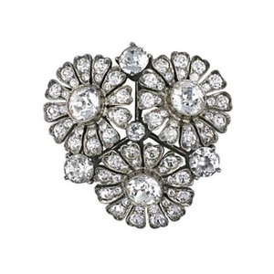 Flower Brooch Pin 925 Sterling Silver Wedding Wear Jewelry In High Quality CZ - Picture 1 of 5