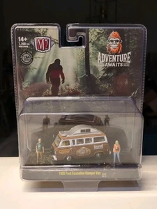2025 M2 Machines 1965 Ford Econoline Camper Van Diorama R13 Adventure Awaits - Picture 1 of 7