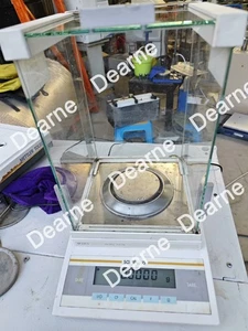 Sartorius BP221S 10,000-digit analytical balance - Picture 1 of 4