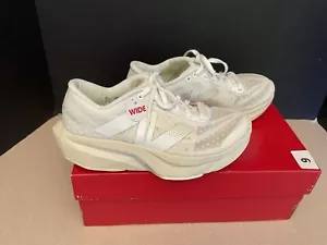 New! Womens New Balance FuelCell Rebel v4 White/Beige Running Shoes. Size 6-2E. - Picture 1 of 11