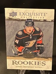 🦆 JAMIE DRYSDALE 021/299 Novatos 🦆 2021-22 UD Exquisita Colección Anaheim - Imagen 1 de 3