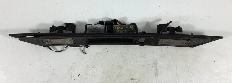 Interruptor de tapa maletero Audi A4 2004-2010 8E0827574 OEM Foto 1 de 4