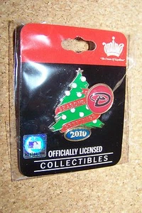 2010 Arizona Diamondbacks Seasons Greetings lapel pin Christmas Xmas MLB - Picture 1 of 3