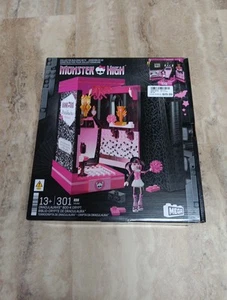 Monster High Action Figure Building Set Draculaura's Boo-k Crypt Mega Block New - Picture 1 of 3