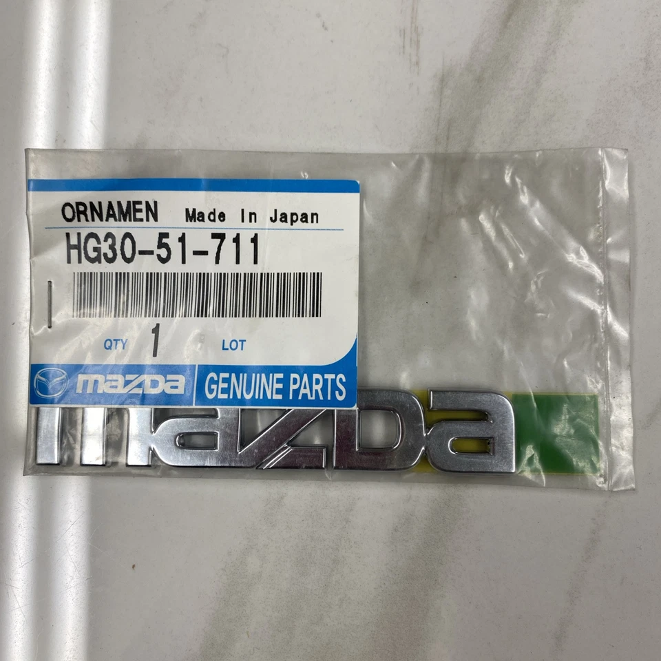 INSIGNIA MAZDA GENUINA NUEVA para MX6 1994-1997 y Millenia 1995-1997 Xedos9 1993-2001 Foto 1 de 1