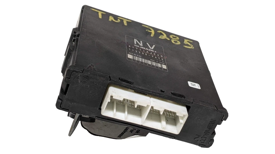 Módulo informático de control de transmisión Subaru Forester 2006 TCM TCU 31711AJ920 OEM Foto 1 de 2