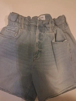 Pantalones cortos de jean de cintura elástica alta lavado ligero con marco para mujer talla M  Foto 1 de 4