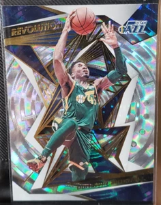 2019-20 Panini Revolution Donovan Mitchell #64 Fractal - Bild 1 von 2