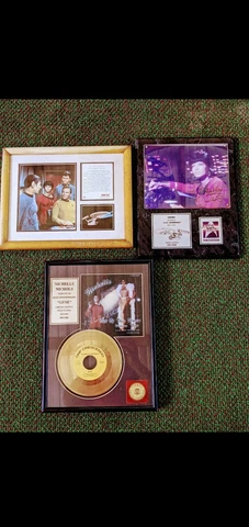 Star Trek Autographed Framed Pictures Cover