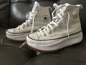 Zapatos Converse Run Star Hike para mujer blancos de goma talla 5 plataforma de caña alta - Imagen 1 de 9