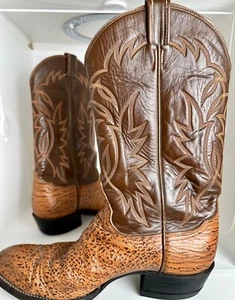 Botas Tony Lama Estilo #SO777 Cuero Talla 10 1/2D Marrón Oscuro y Claro Gran Forma - Imagen 1 de 18