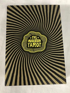 Tarot The Mushroom 1ª Ed. Kickstarter completo con folleto, postal y pegatina - Imagen 1 de 4