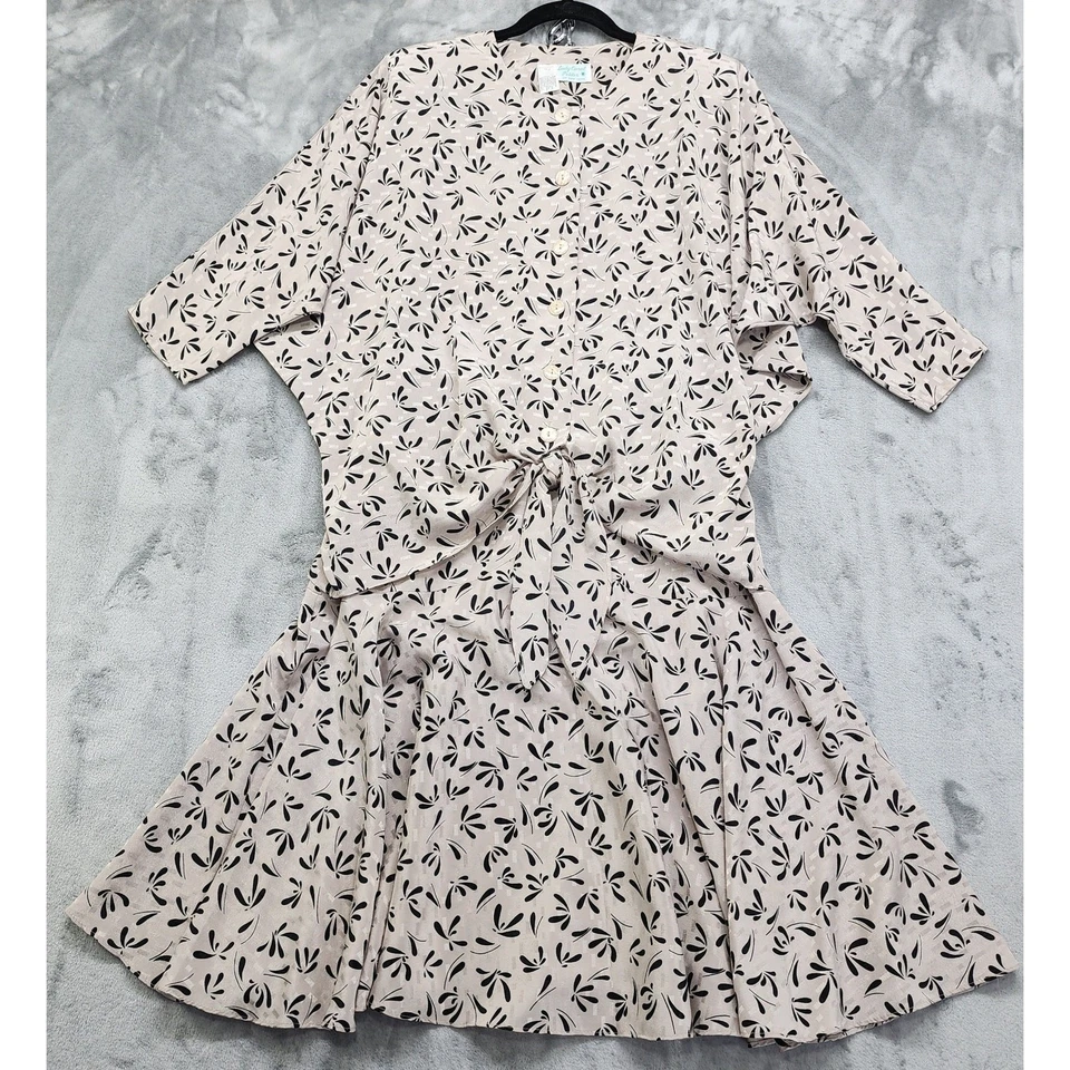 Vintage 80s Skirt Set Size M Beige Black Silky Jacquard Tie Front Oversized  - Image 1 of 4